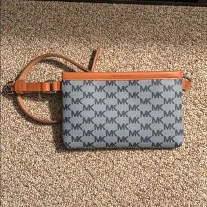 MICHAEL KORS belt bag